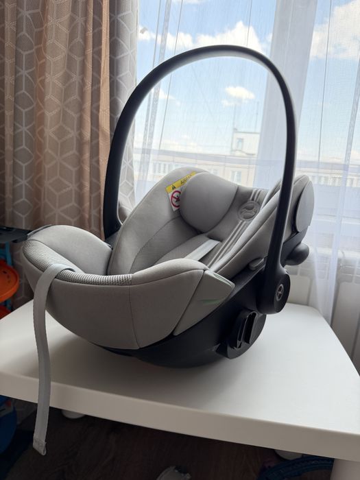 Автокрісло Cybex cloud g+