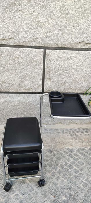 Mesa de ajudante de esteticista