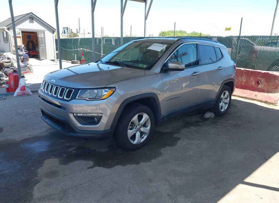 Jeep Compass North      2021
