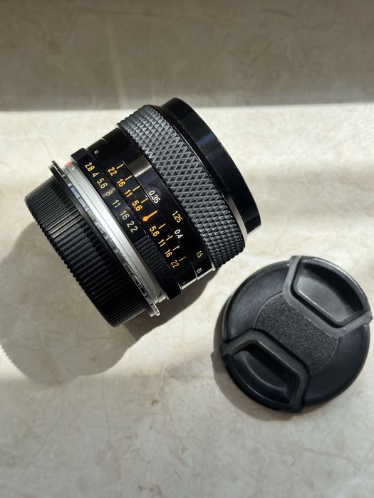 Ширококутний мануальний обʼєктив Yashica 28 mm 2.8 для canon contax