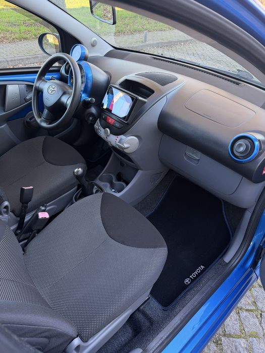 Toyota Aygo  Nacional um dono revisoes na marca