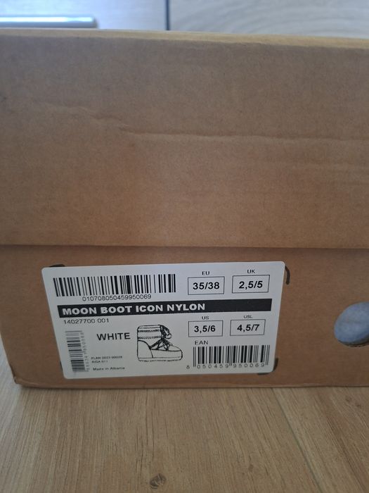 Moon Boot Icon Nylon białe rozm. 35/38