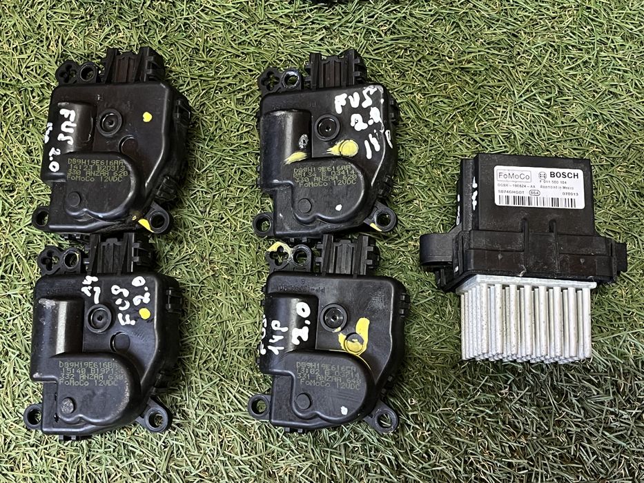 Fusion Edge Nautilus MKZ Заслонки Актуатор Мотор печки Разборка Ford