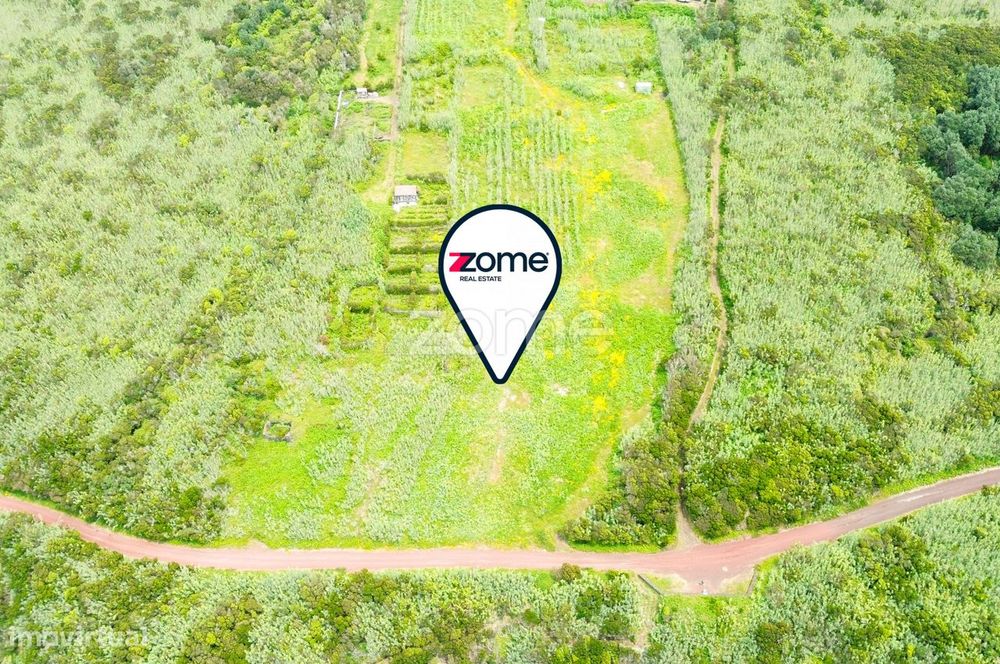 Terreno Rústico com 1815m2 no Capelo, Horta