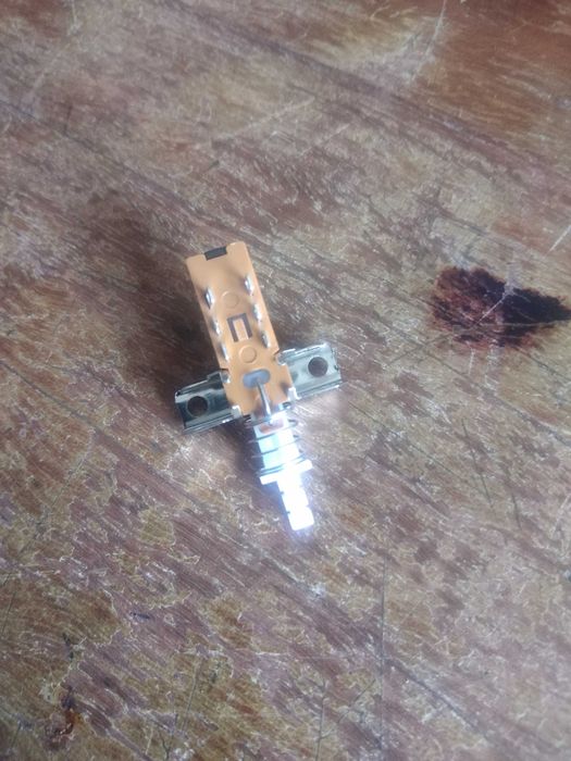 6-pin On/Off Button Switch64751102580994121