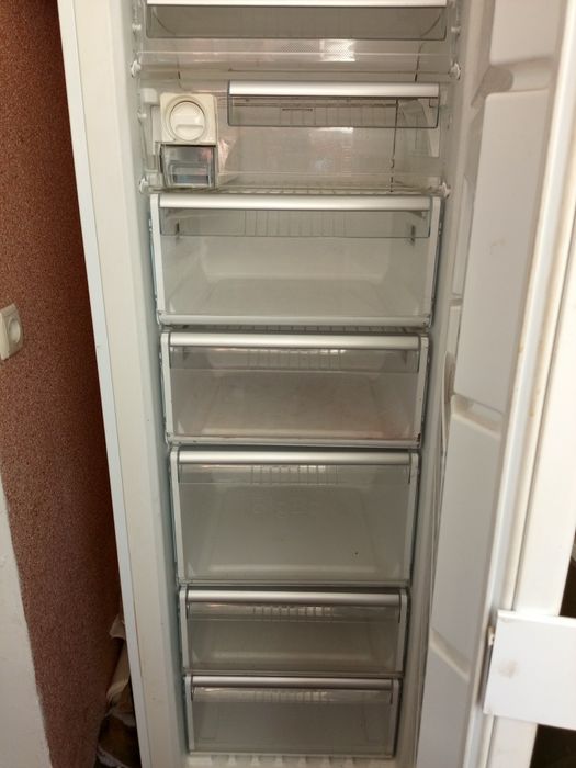 Морозильная камера Bosch