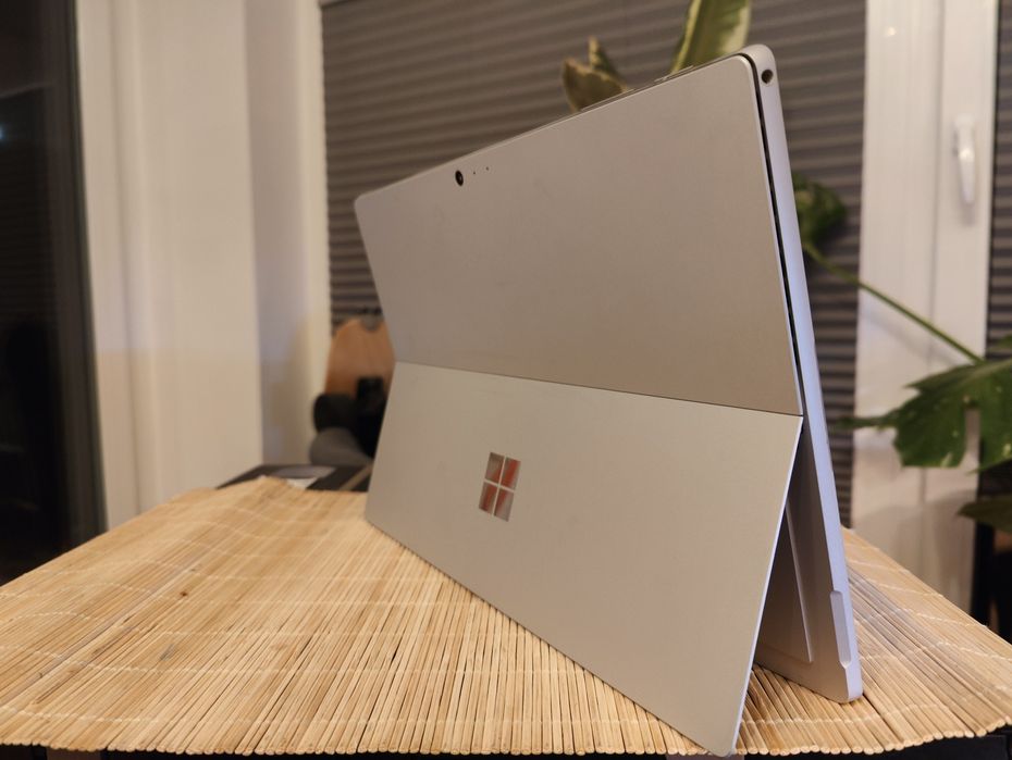 Surface 6 Windows i5 7300 Komputer tablet 2w1 UHD 128Gb SSD WiFi 5g