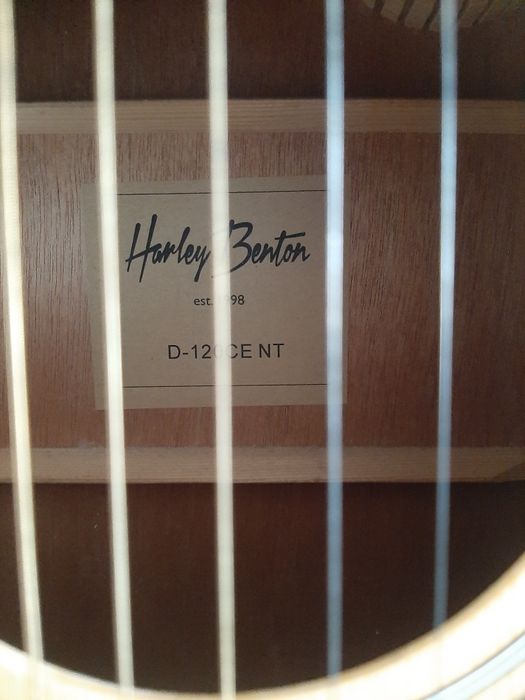 Gitara akustyczna Harley Benton
