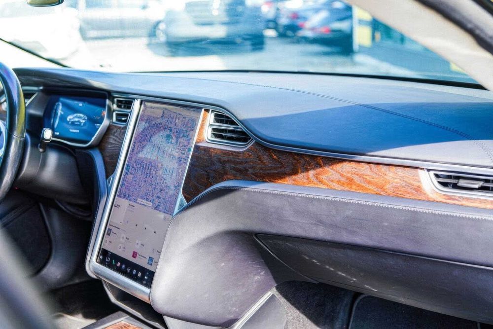 Tesla Model S 75      2017