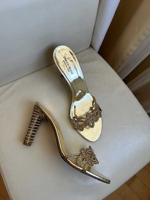 Босоніжки Taryn Rose 42 розмір взуті раз