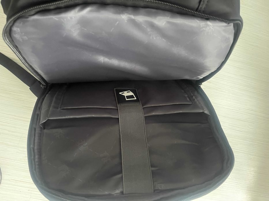 Plecak kabinowy BAGZY - Nowy z metką, wodoodporny Oxford, USB , Ryanair( 40x30x20 )