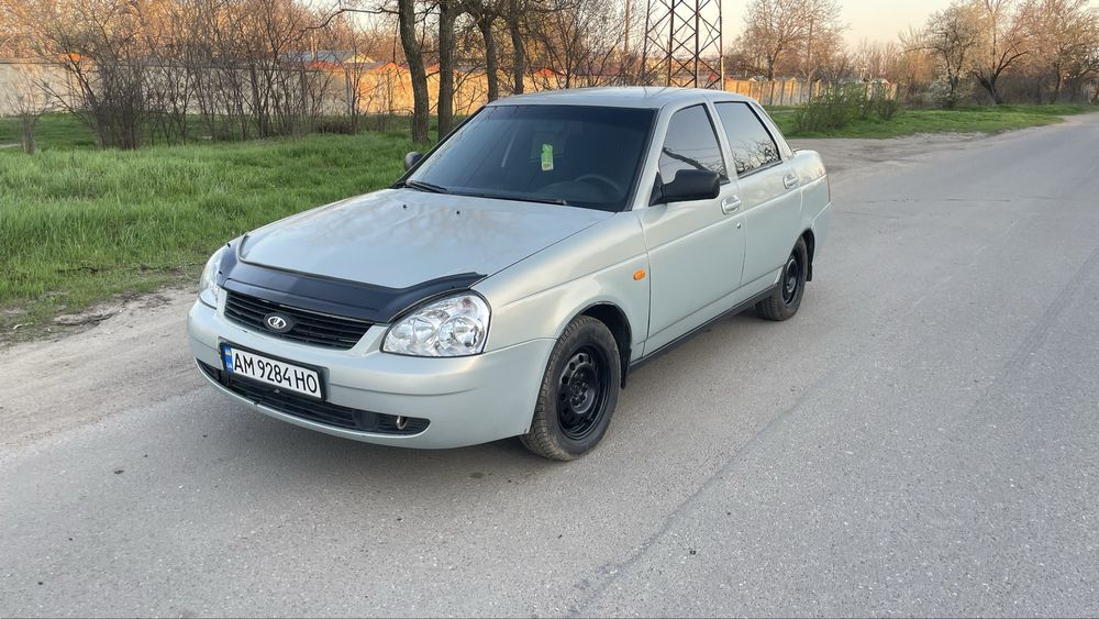 В хорошем состоянии.ГАЗ/БЕНЗ ИЛИ ОБМЕН НА ГРУЗОВОЕ АВТО