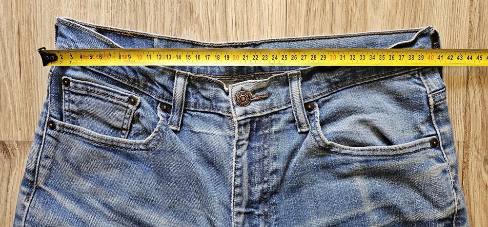 Levis model 511 rozmiar W33 L32 używane wymiary na zdjęciach