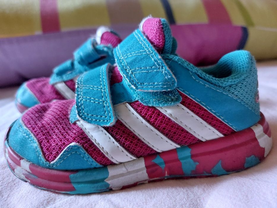 Buty Adidasy Adidas wkladka 15 cm, rozmiar 24