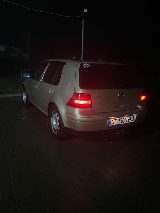 Продам Volkswagen Golf 4 1.4