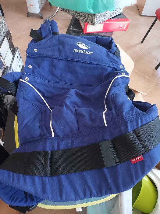 Cadeira, ovo para bebé e porta bebés Manduca