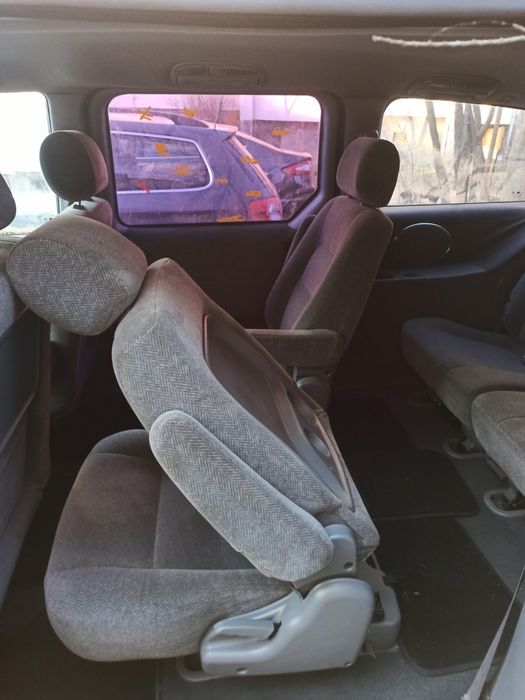 Kia Carnival 2002 рік,2,9 куба