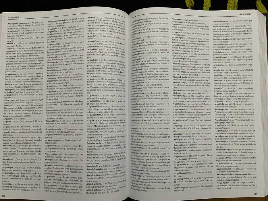 Conjunto Grande Dicionário da Lingua Portuguesa - José