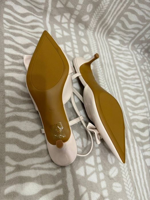 Buty czółenka na obcasie kaczuszka