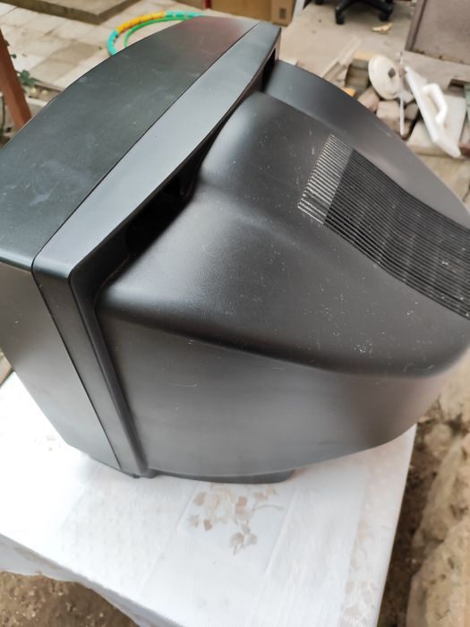 Кольоровий телевізор HiStar на ремонт або запчастини