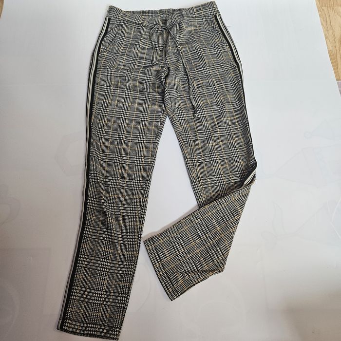 Spodnie damskie tom taylor w idealnym stanie,  s m eleganckie