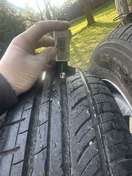 R15 205/70р15С шини літо