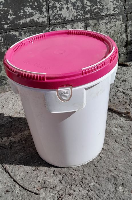 Відра пластикові 20л.