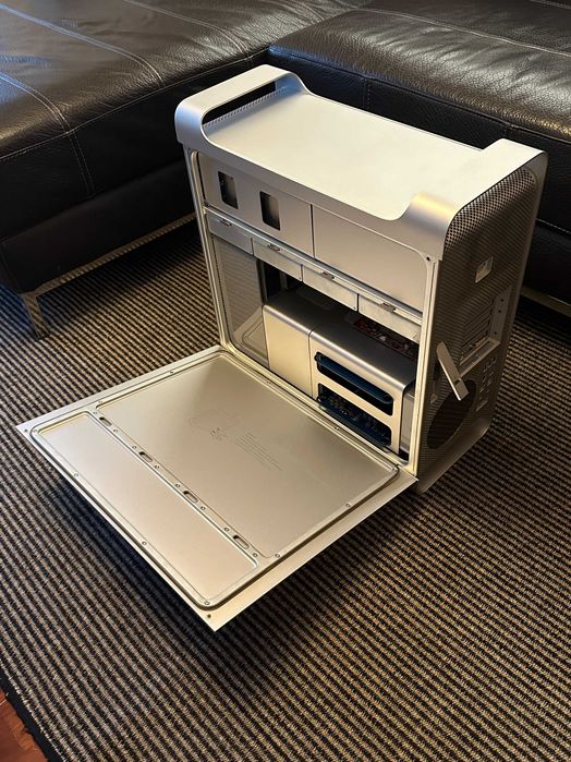 Computador Apple: Torre Mac Pro + Monitor Cinema HD Display64585967350658123