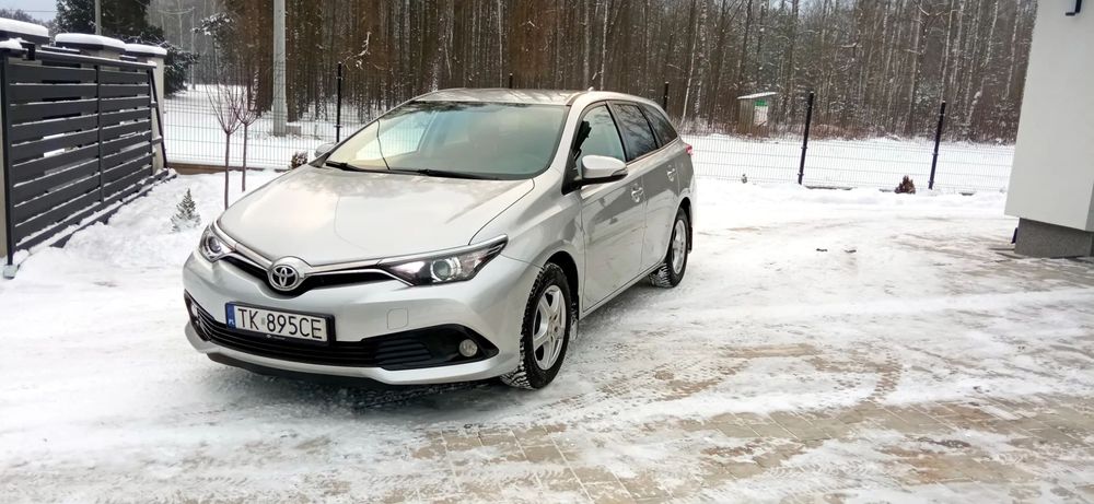 Toyota Auris 2017/2018r 1.6 Benzyna Polski Salon Możliwa Zamiana Raty