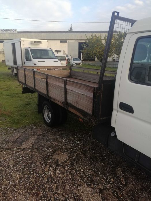 TOYOTA Dyna Cabine Dupla