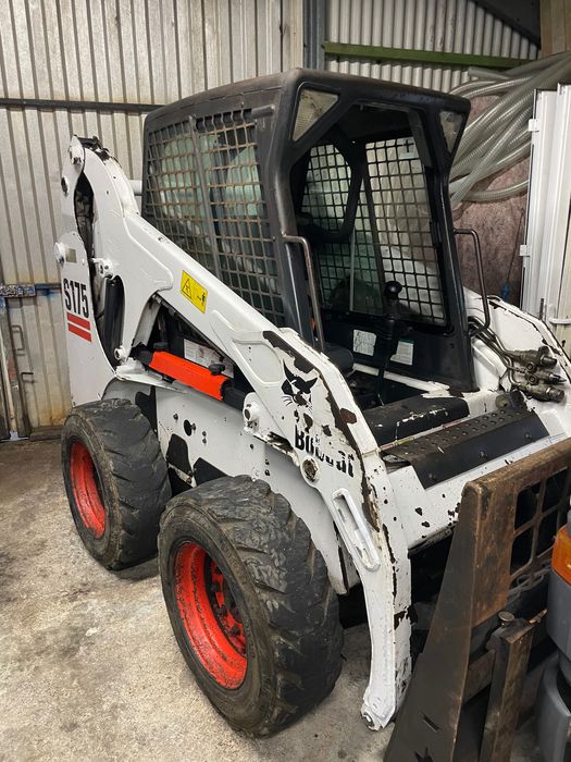 Bobcat S175 com 3200 Horas