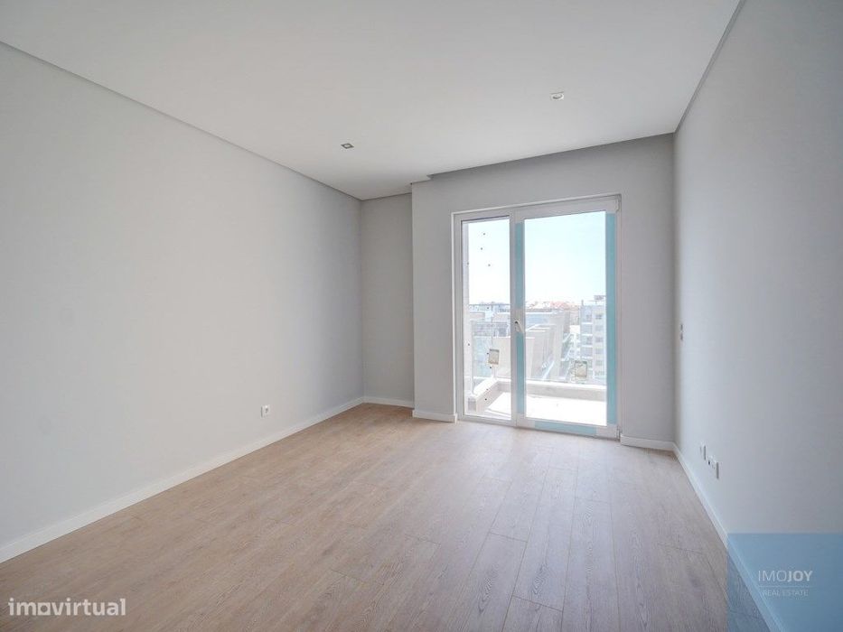 Apartamento T3 na Parede