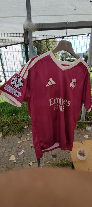 vendo camisolas de todos os clubes e seleçoes
