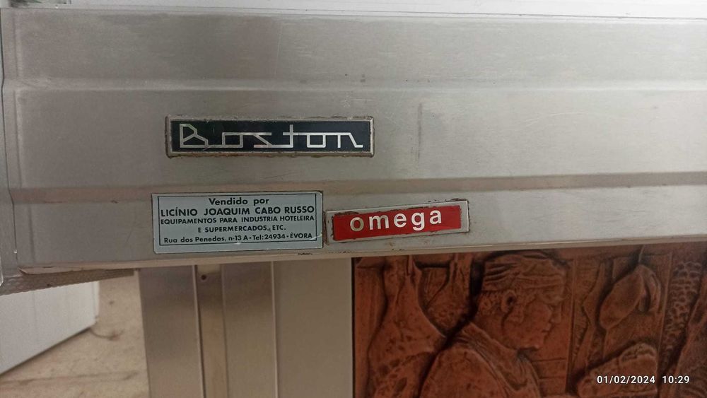 VENDO VITRINE FRIGORIFICA