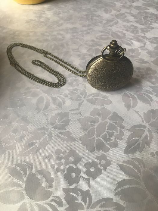 Продаеться Годинник .