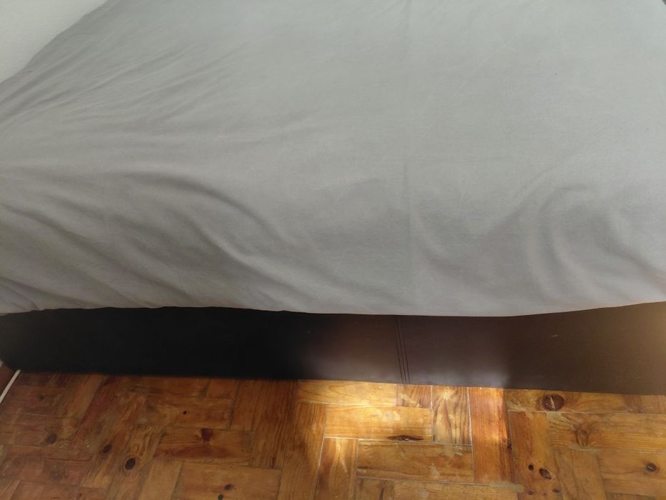 Cama 2 X 1.40 vendo com colchão