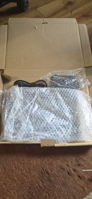 Sprzedam laptop Acer 14" – dotykowy