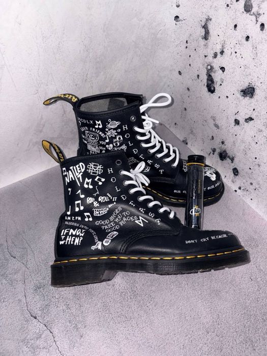 Черевики Dr. Martens 1460 Scribble / мартінси / черевики
