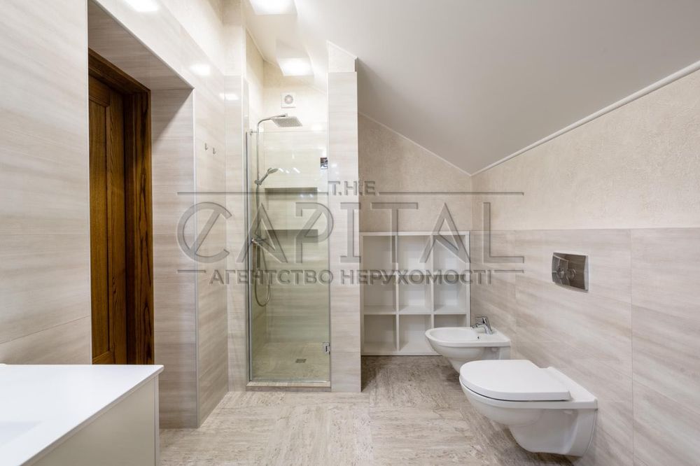 Пропонується в оренду двоповерховий затишний будинок в Гореничах 250м2