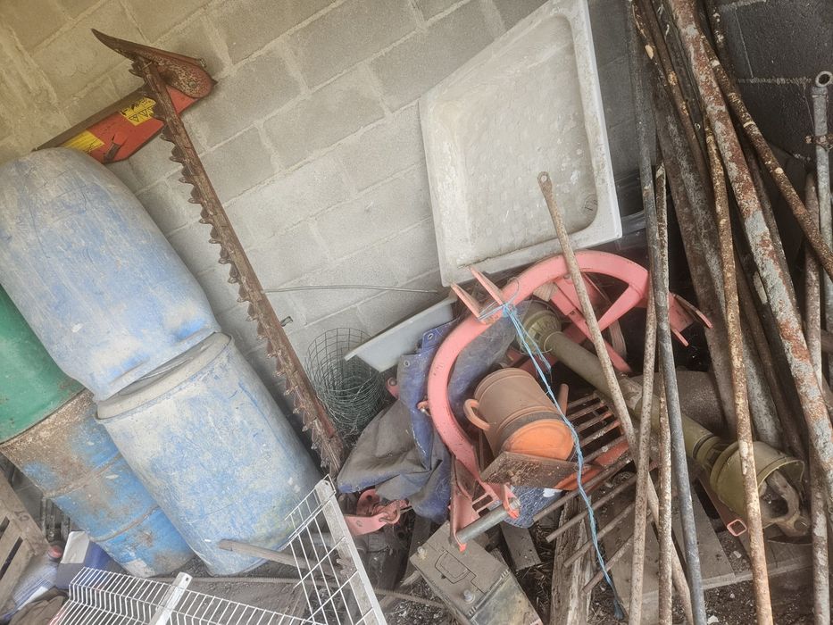 Vende se alfaias