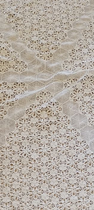 Lace Tablecloth423754416187002881