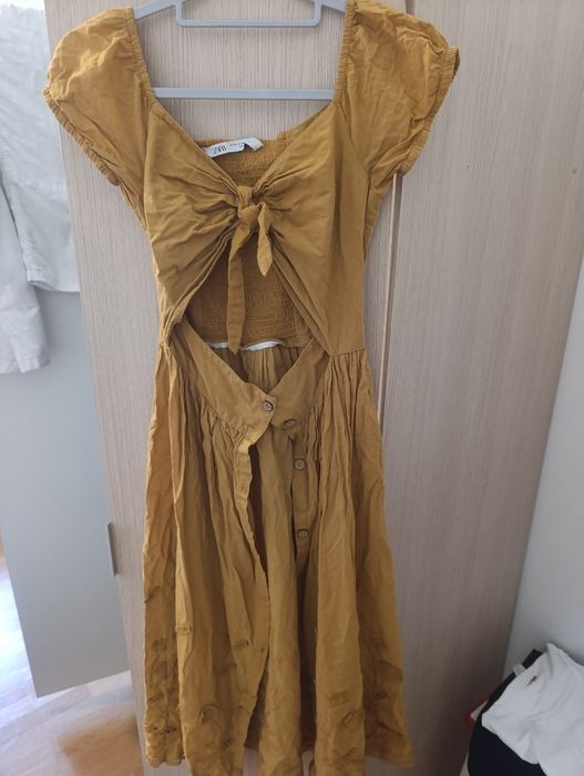 Vestido algodão bordado amarelo