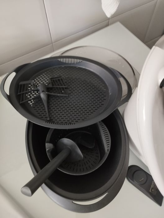 Bimby TM5 c/ todos os acessórios