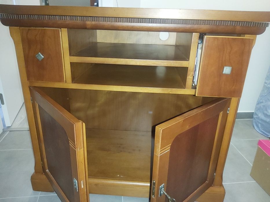 Movel  para TV e multimedia