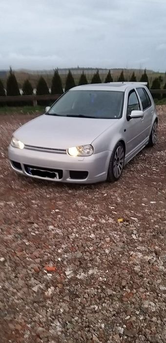 VW GOLF 4 2.3VR5 150KM