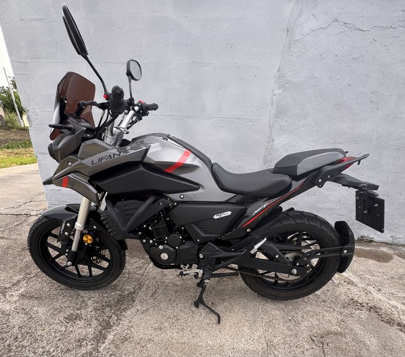 Продам мотоцикл Lifan KPT250