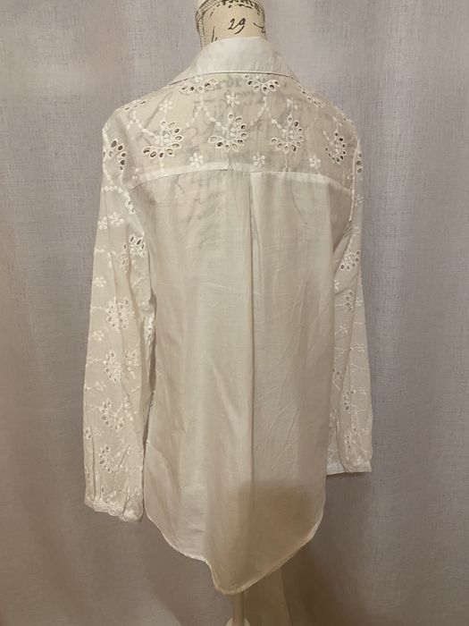 Biała koszulowa bluzka