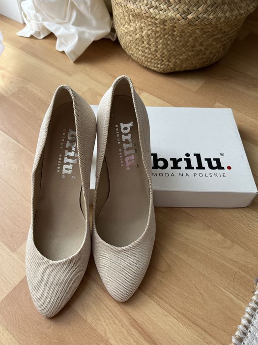 Śliczne (ślubne lub nie) obcasy!