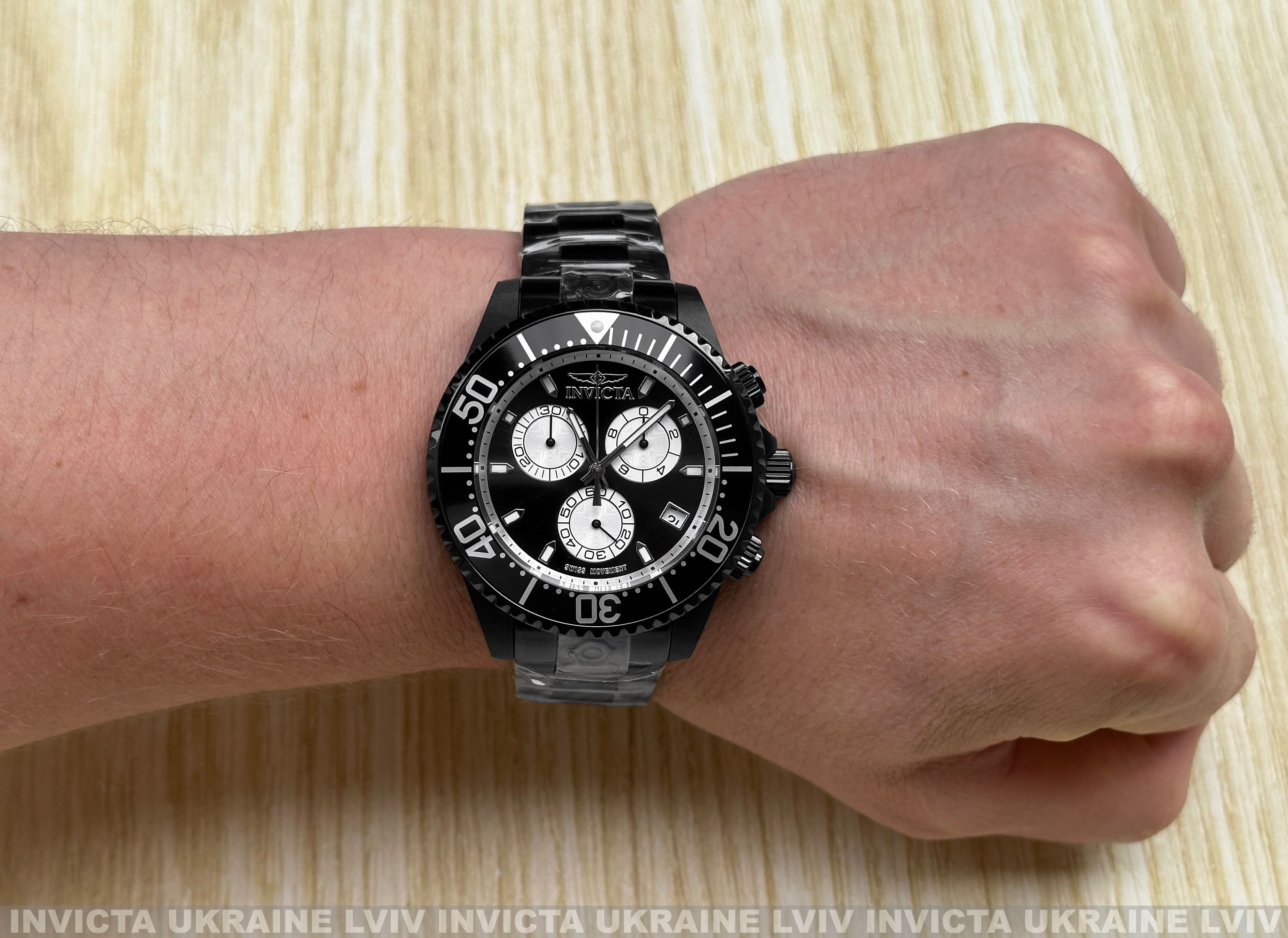 26852 invicta top