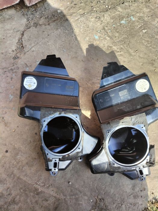 Подиум для динаміків BMW 27525 55964